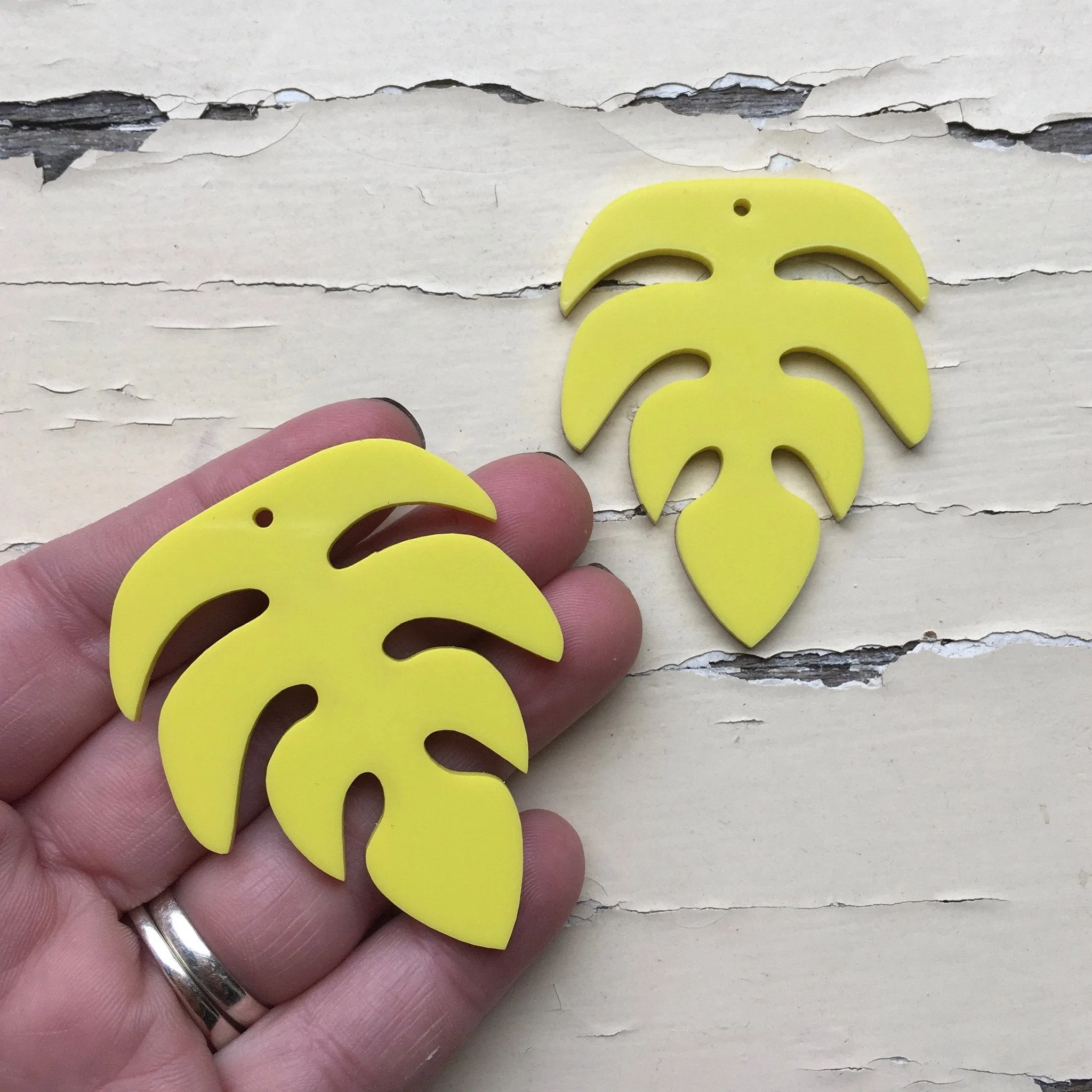 © Lush Leaves Collection - 7 designs - 2 Pair Set