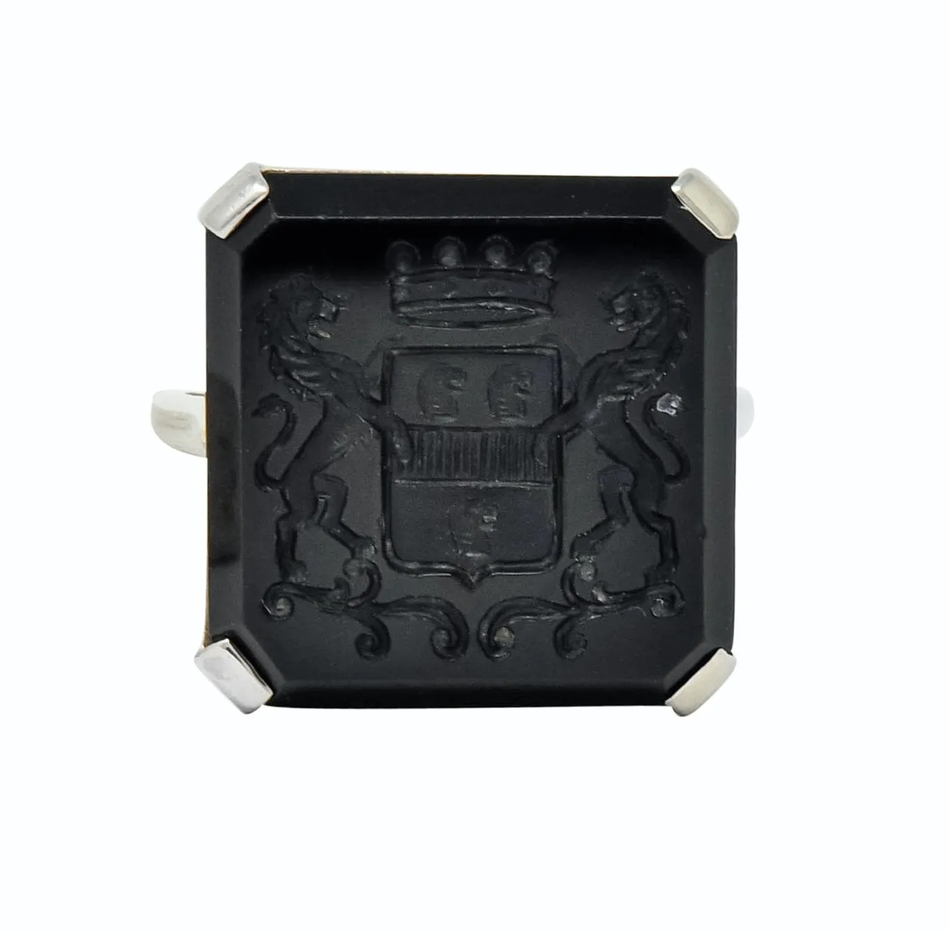 Art Deco 1930 Onyx Intaglio 14 Karat White Gold Heraldry Unisex Ring