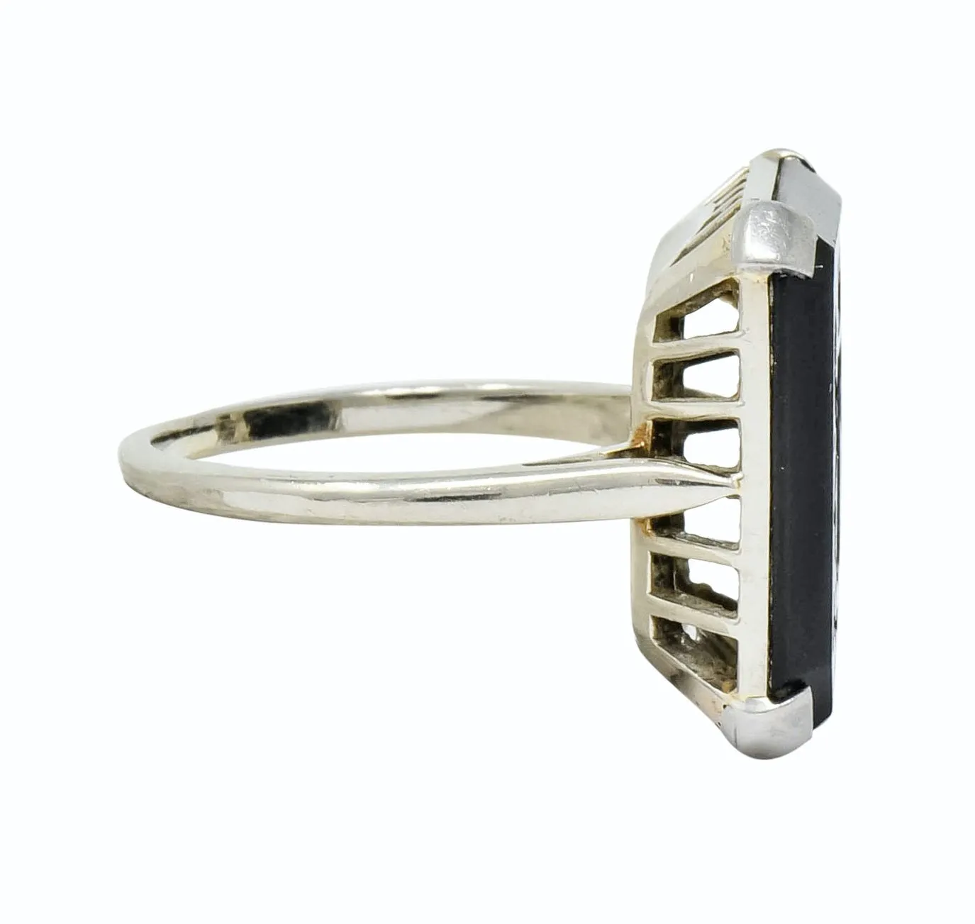Art Deco 1930 Onyx Intaglio 14 Karat White Gold Heraldry Unisex Ring