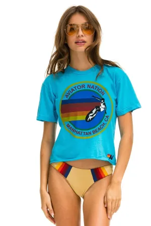 AVIATOR NATION MANHATTAN BEACH BOYFRIEND TEE - NEON BLUE