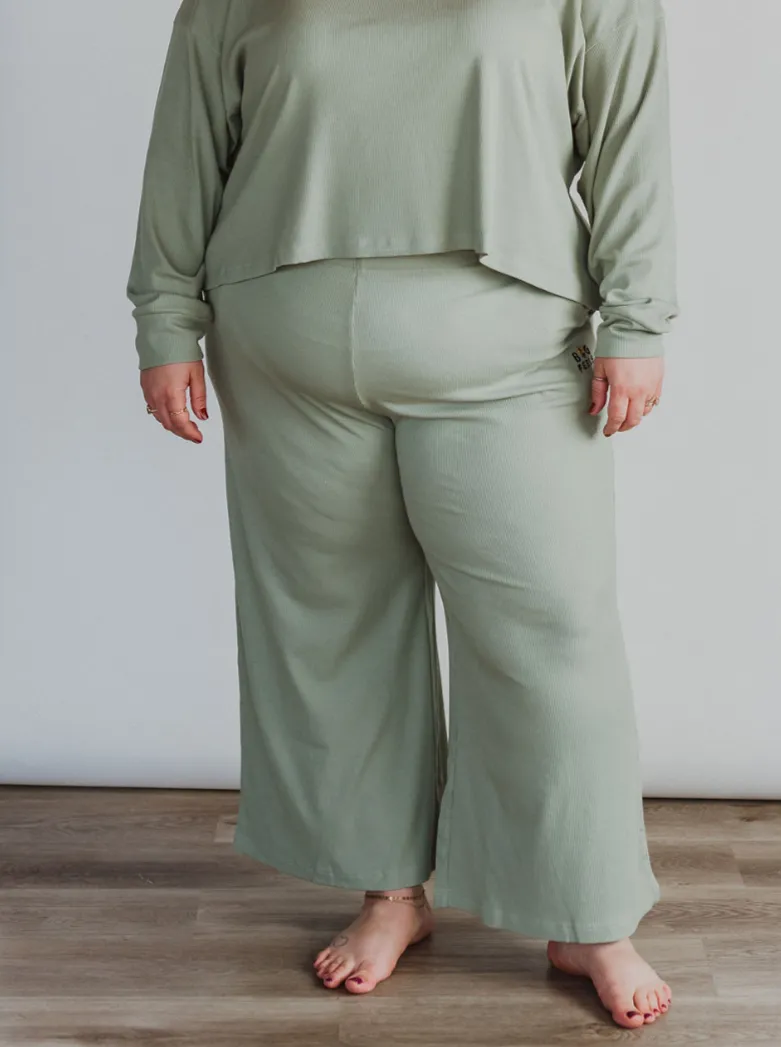 Big Feels Ribbed Pants