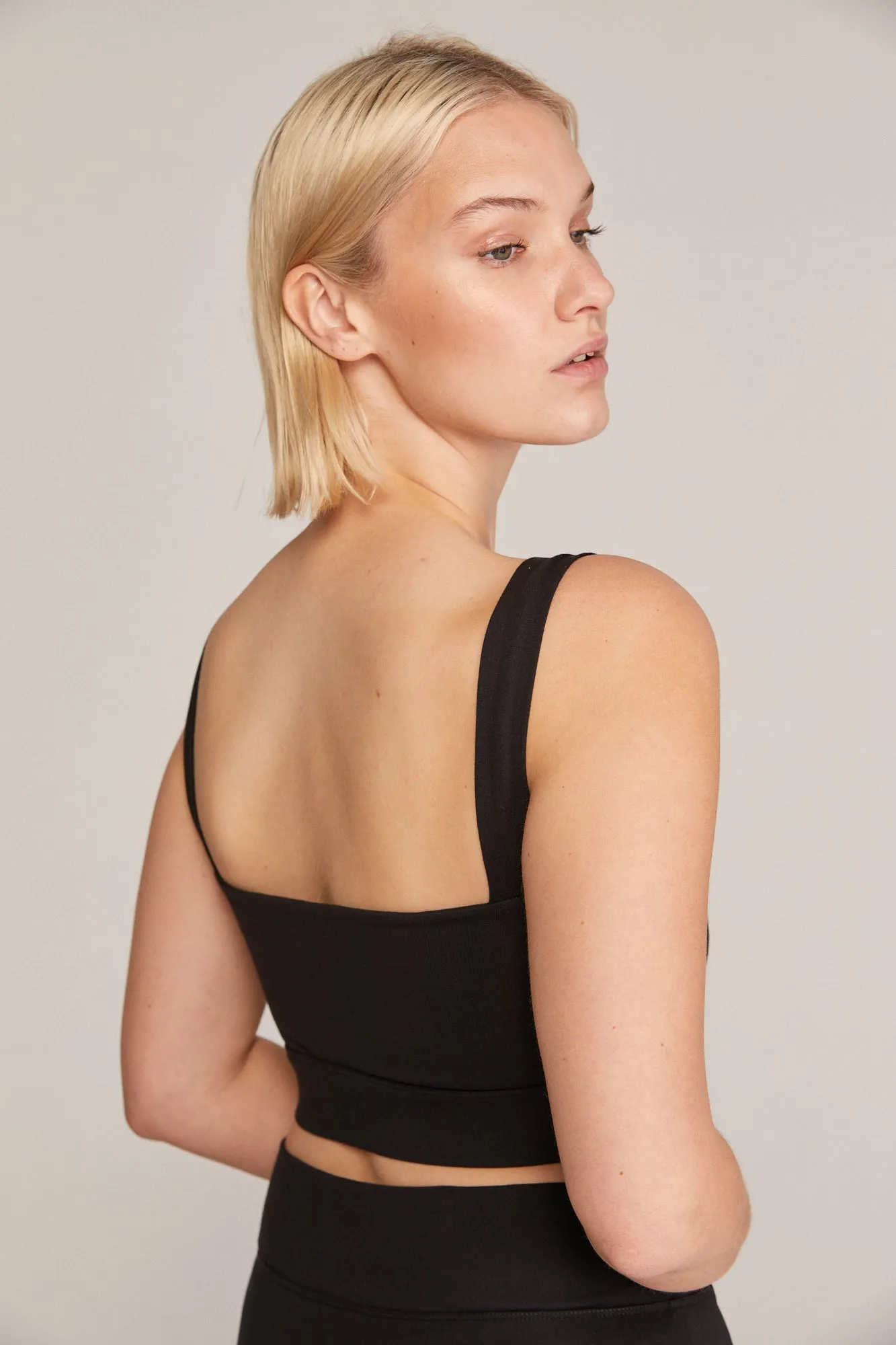 GWEN ORGANIC COTTON SQUARE CUT BRALETTE - BLACK