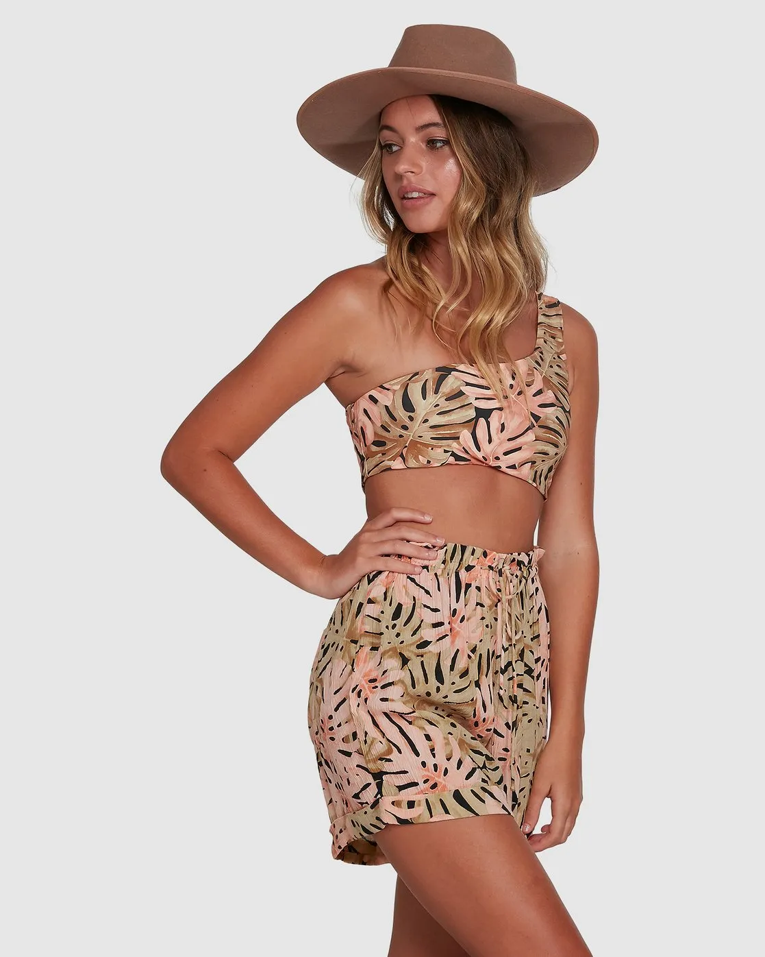 Hula Palm Shorts