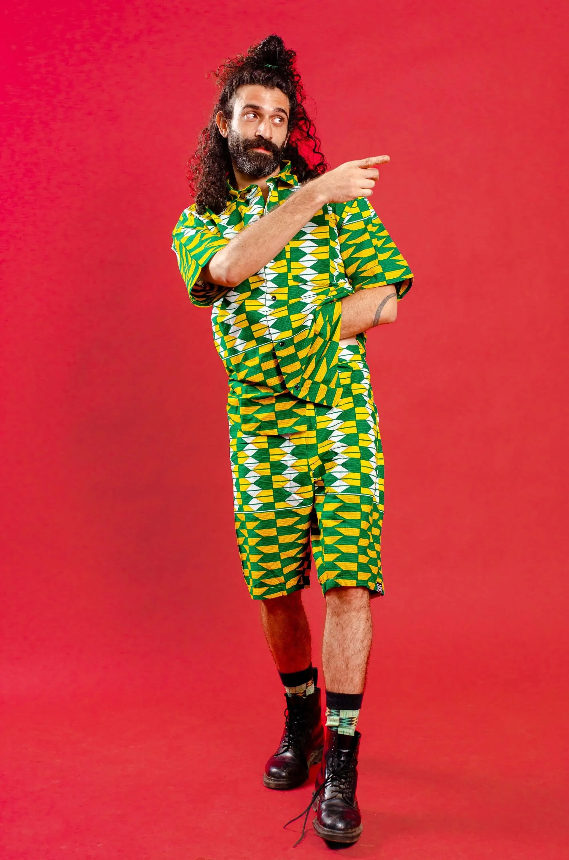 Jamaica Dreamin Yellow Kente Short-Sleeve Shirt