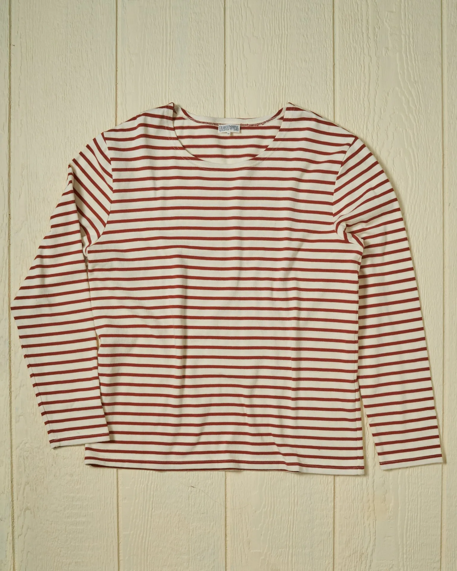 Men’s Breton Stripe Boatneck Tee in Off White/Acorn