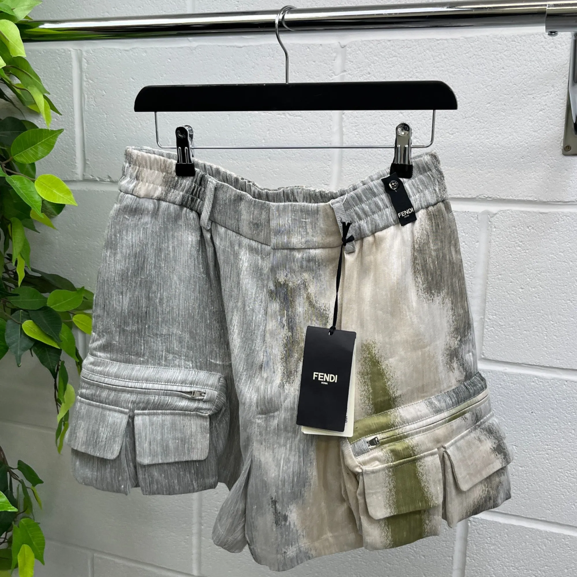 Men's Forest Graphic Print Linen-Blend Shorts Green Size IT 48 / UK 32