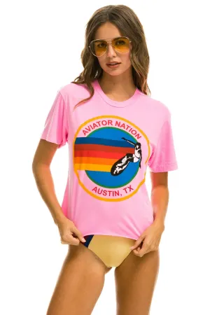SIGNATURE AUSTIN BOYFRIEND TEE - NEON PINK