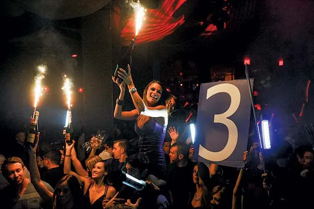 SUPERSTAR NIGHTCLUB EXPERIENCE